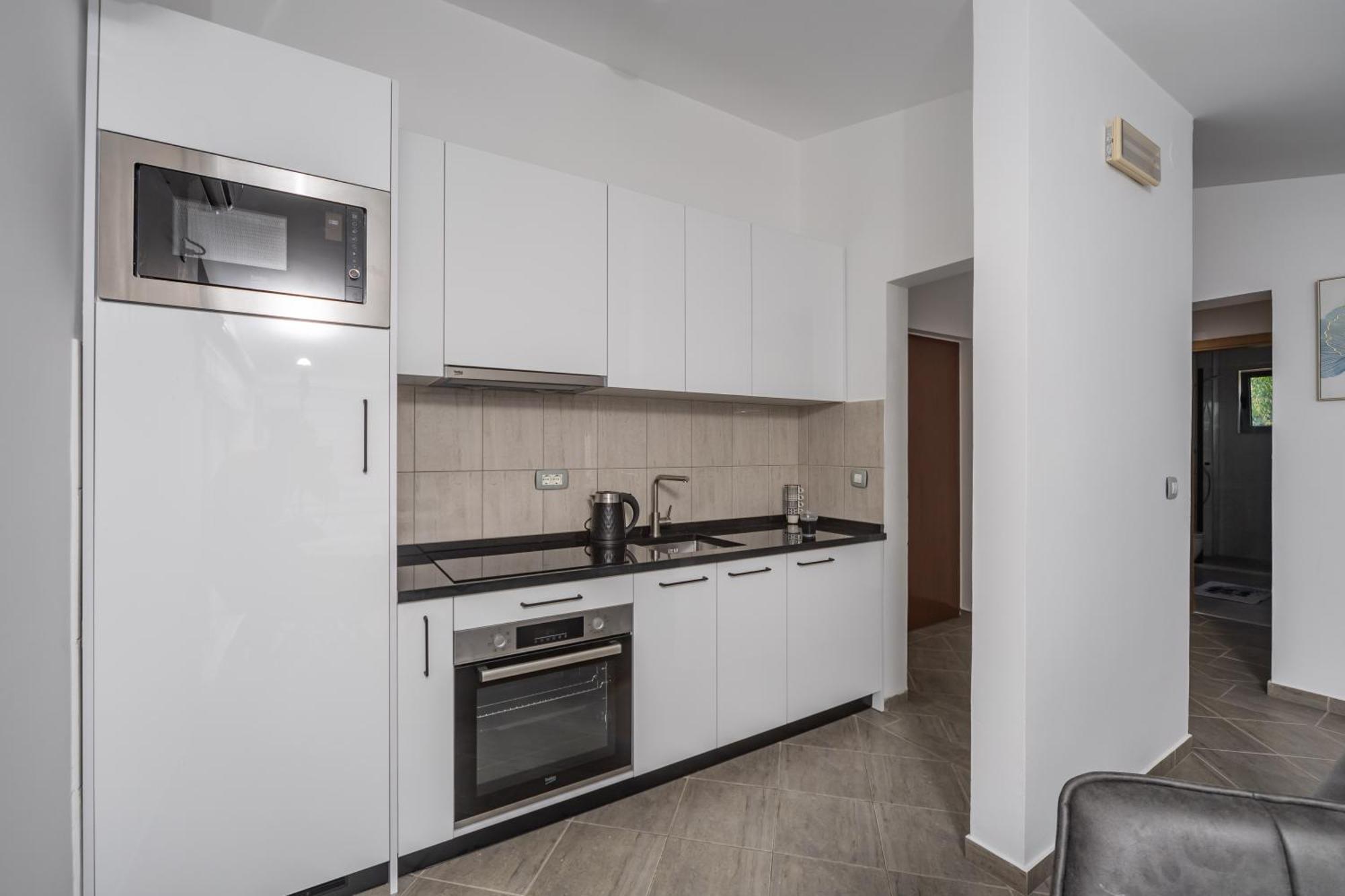 Sunset Marina Apartment Бар Екстериор снимка