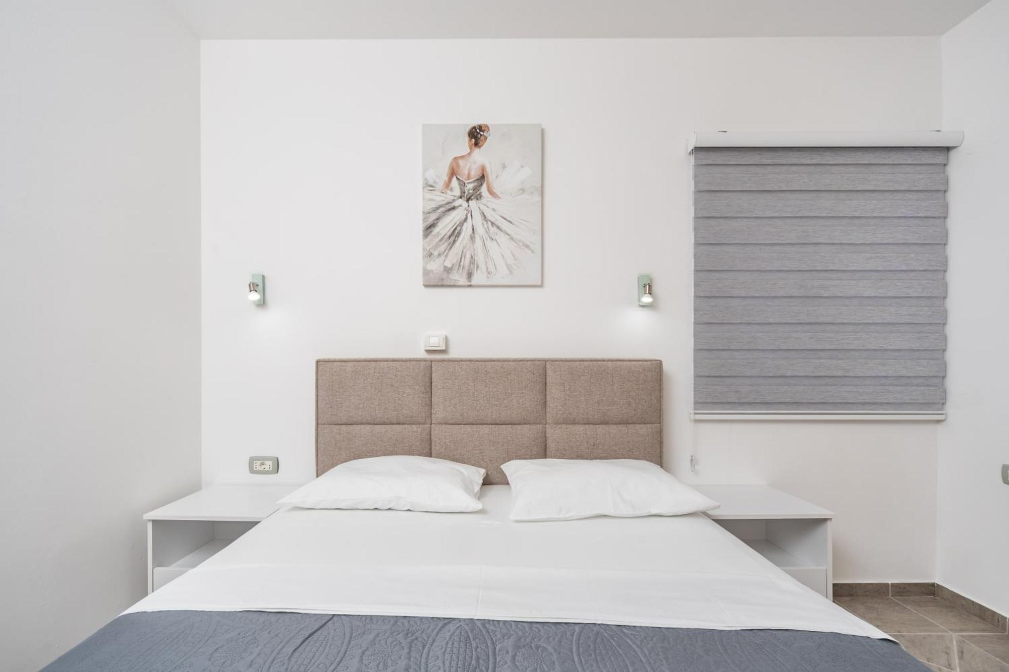 Sunset Marina Apartment Бар Екстериор снимка