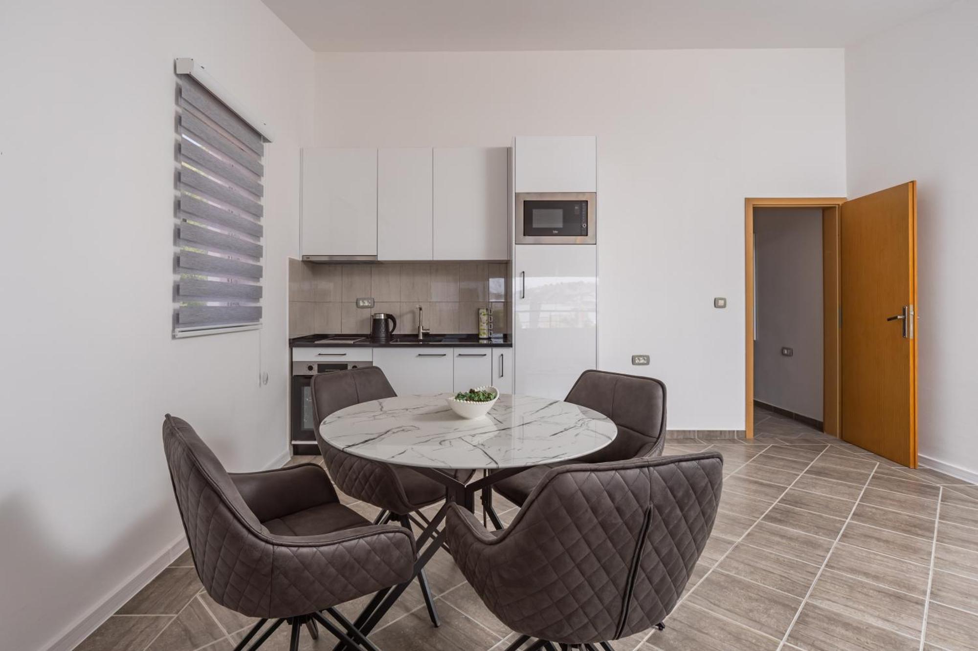 Sunset Marina Apartment Бар Екстериор снимка